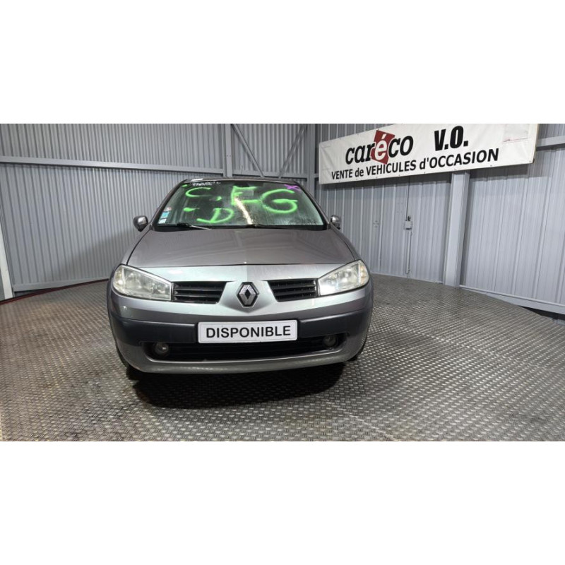 Moyeu avant gauche RENAULT MEGANE 2