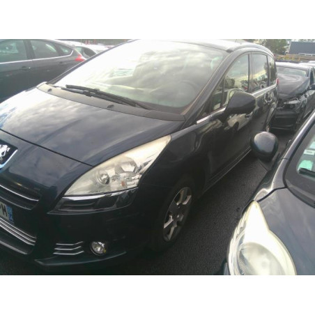 Ecran GPS PEUGEOT 5008 1