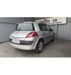 Attache ceinture arriere gauche RENAULT MEGANE 2 Photo n°8