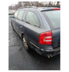 Moteur leve vitre avant gauche SKODA OCTAVIA 2 Photo n°1