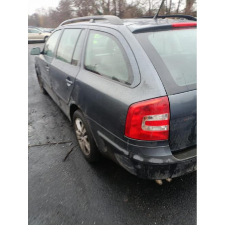 Moteur leve vitre avant gauche SKODA OCTAVIA 2 Photo n°1