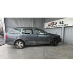 Moyeu avant gauche SKODA OCTAVIA 2 Photo n°8