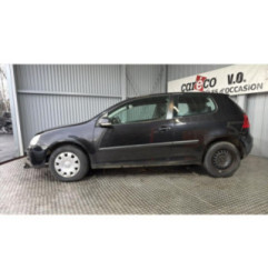 Malle/Hayon arriere VOLKSWAGEN GOLF 5 Photo n°3