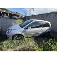 Capot FORD FIESTA 5 Photo n°11