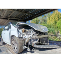 Ecran GPS PEUGEOT 208 1 Photo n°9