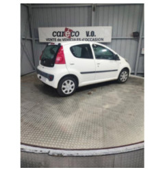 Verin de coffre PEUGEOT 107 Photo n°8