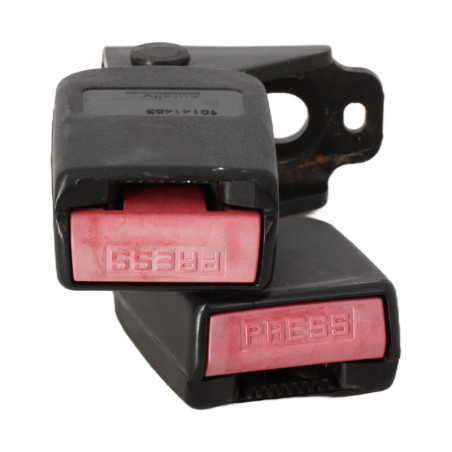 Attache ceinture arriere droit PEUGEOT 308 1 Photo n°1