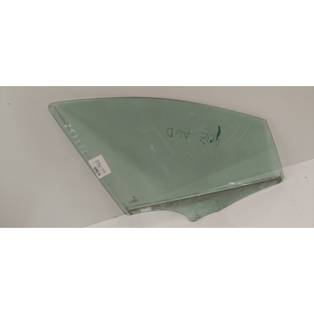 Vitre avant droit PEUGEOT 407 Photo n°1