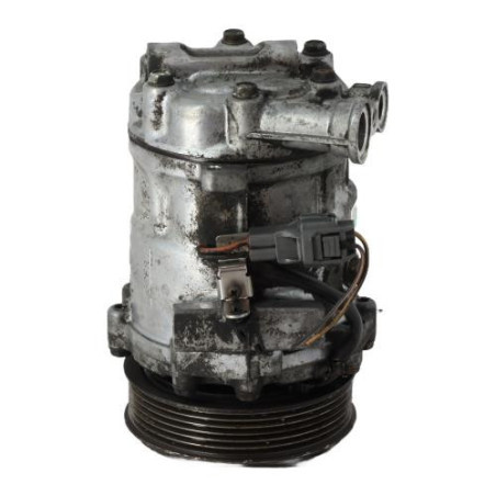 Compresseur clim FIAT PUNTO 3 Photo n°1