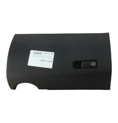 Boite a gants MERCEDES CLASSE C 205 Photo n°1