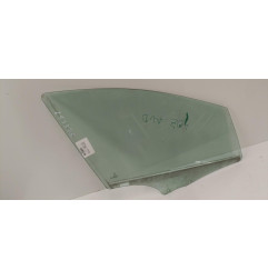 Vitre avant droit PEUGEOT 407 Photo n°1