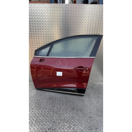 Porte avant gauche RENAULT CLIO 4 Photo n°1