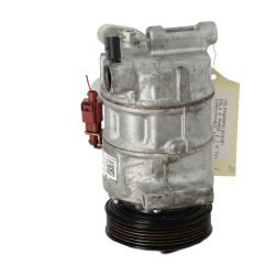 Compresseur clim VOLKSWAGEN POLO 6