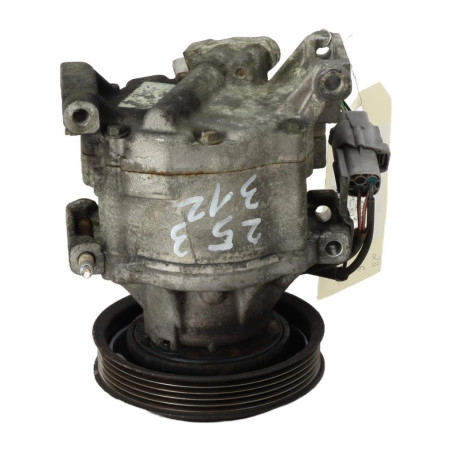 Compresseur clim TOYOTA YARIS 1 Photo n°1