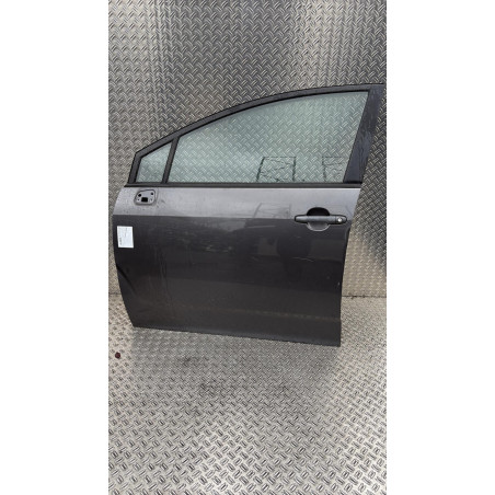 Porte avant gauche TOYOTA COROLLA VERSO 2 Photo n°1