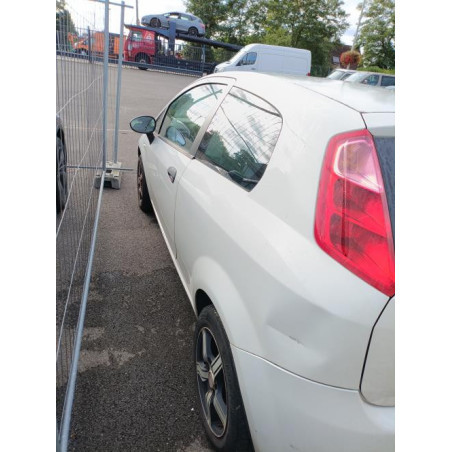 Ceinture avant gauche FIAT GRANDE PUNTO Photo n°1