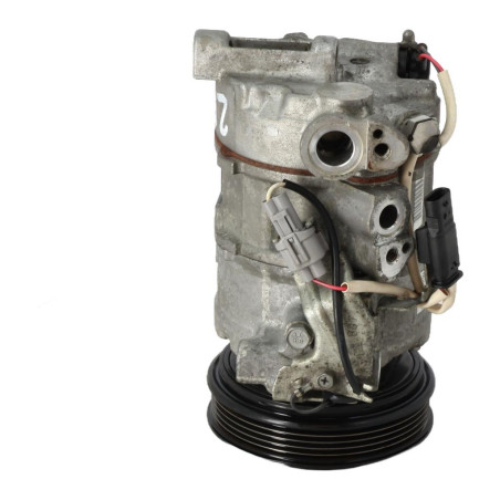 Compresseur clim MERCEDES CLASSE A 176 Photo n°1