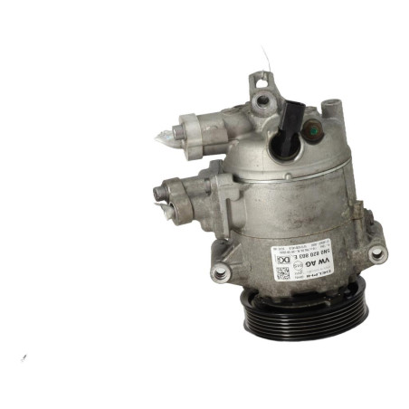 Compresseur clim VOLKSWAGEN GOLF 6 Photo n°1