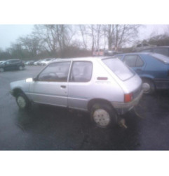 Retroviseur droit PEUGEOT 205 Photo n°9