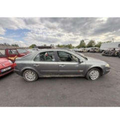 Feu arriere secondaire droit (feux) RENAULT LAGUNA 2 Photo n°16