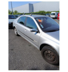 Feu arriere secondaire droit (feux) RENAULT LAGUNA 2 Photo n°9