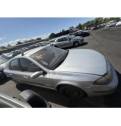 Feu arriere secondaire droit (feux) RENAULT LAGUNA 2 Photo n°17