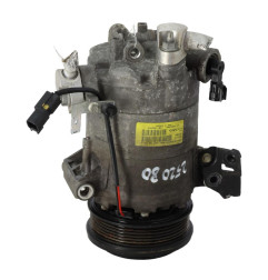 Compresseur clim FORD FIESTA 6 Photo n°1