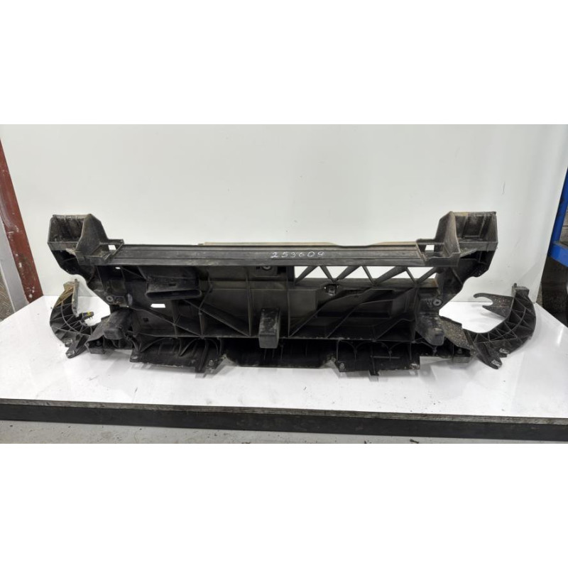 Face avant CITROEN JUMPY 3 XS