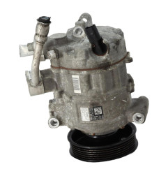 Compresseur clim VOLKSWAGEN POLO 6