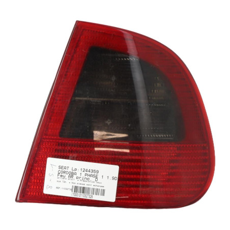 Feu arriere principal droit (feux) SEAT CORDOBA 1 Photo n°1