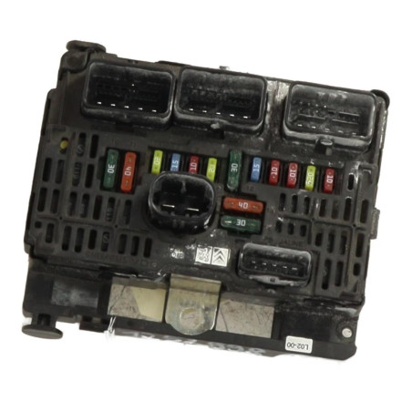 Boitier servitude moteur (BSM) PEUGEOT 407 Photo n°1