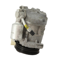 Compresseur clim FIAT 500L Photo n°1