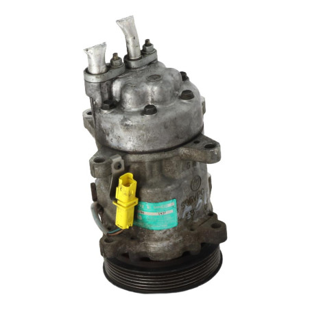 Compresseur clim VOLKSWAGEN TOURAN 1 Photo n°1