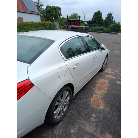 Planche de bord complete PEUGEOT 508 1