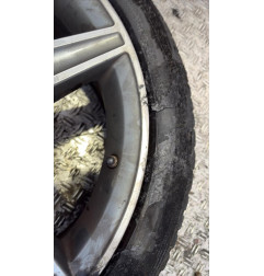 Jante MERCEDES CLASSE C 205 Photo n°4