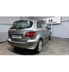 Renfort pare choc avant (traverse) MERCEDES CLASSE B 245 Photo n°8