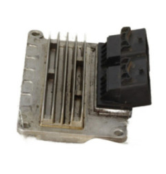 Calculateur moteur RENAULT CLIO 2 Photo n°4