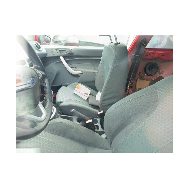 Compresseur clim FORD FIESTA 6