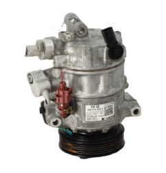 Compresseur clim VOLKSWAGEN POLO 6 Photo n°1