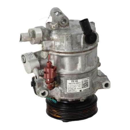 Compresseur clim VOLKSWAGEN POLO 6 Photo n°1