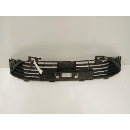 Grille de pare choc RENAULT CLIO 5 Photo n°1