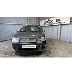 Moteur FIAT PUNTO 2 Photo n°11