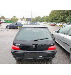 Pare choc arriere PEUGEOT 106 Photo n°6