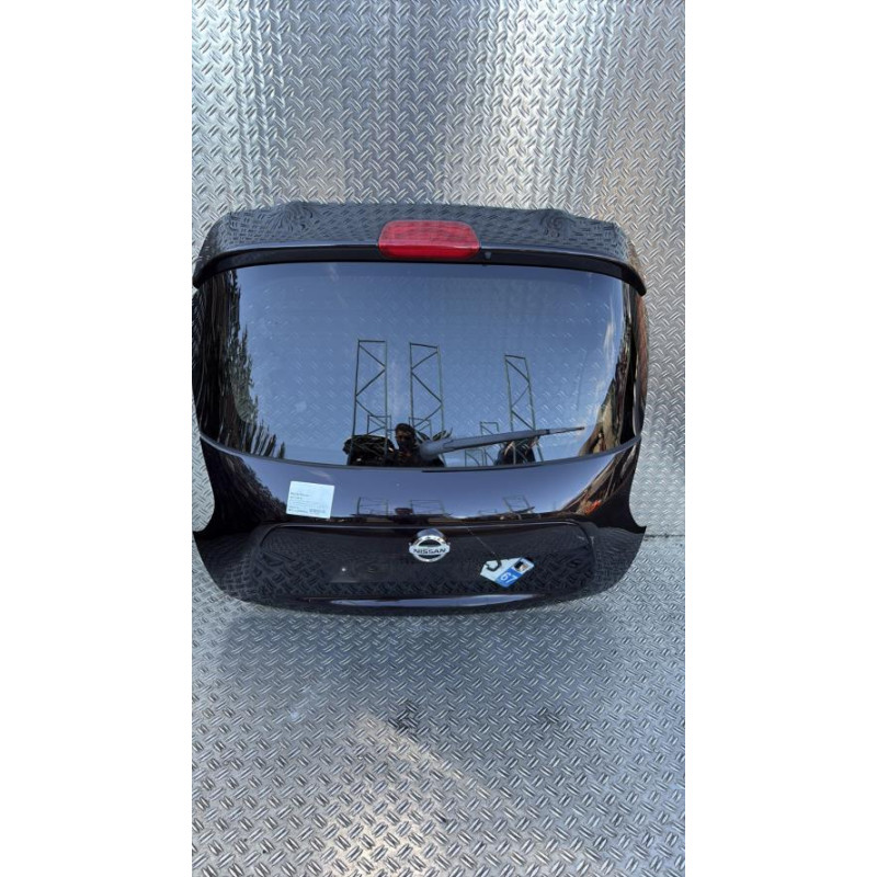 Malle/Hayon arriere NISSAN JUKE 1