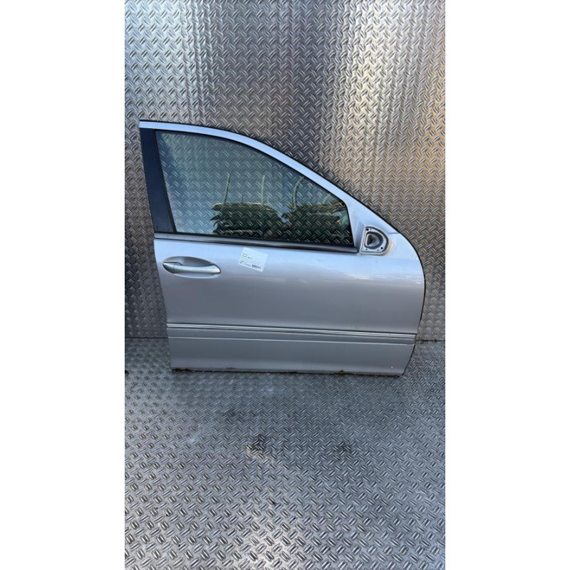Porte avant droit MERCEDES CLASSE C 203 Photo n°2
