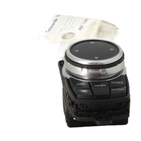 Commande GPS BMW SERIE 3 F30
