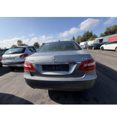 Traverse superieure MERCEDES CLASSE E 212 Photo n°19