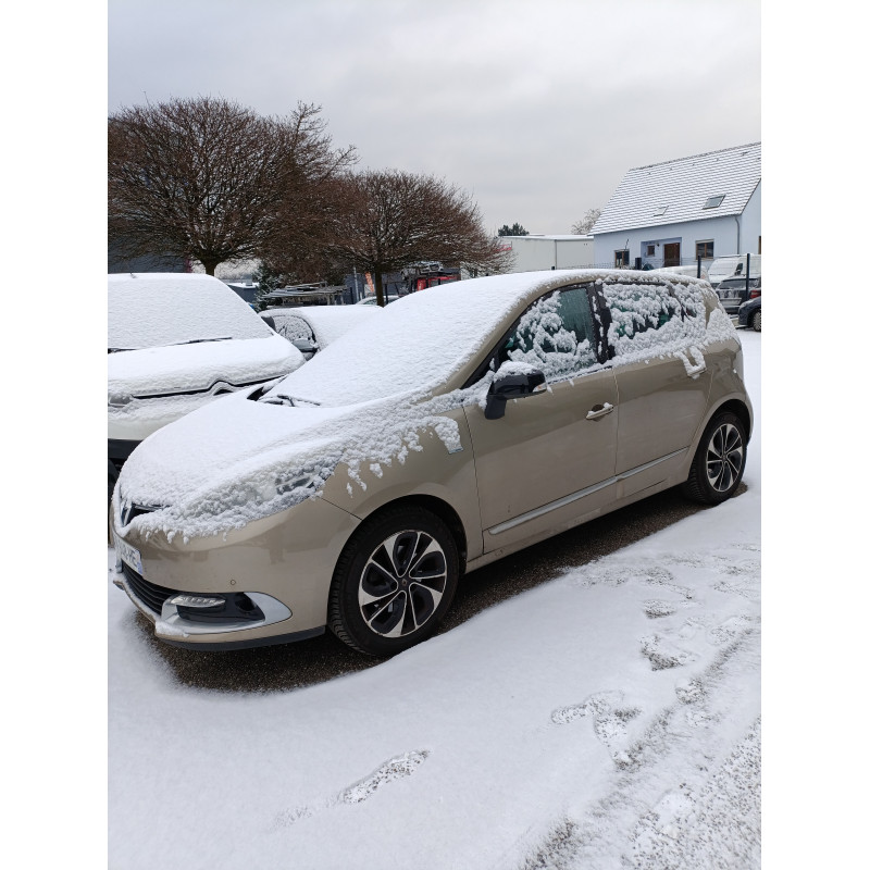Vitre avant droit RENAULT SCENIC 3