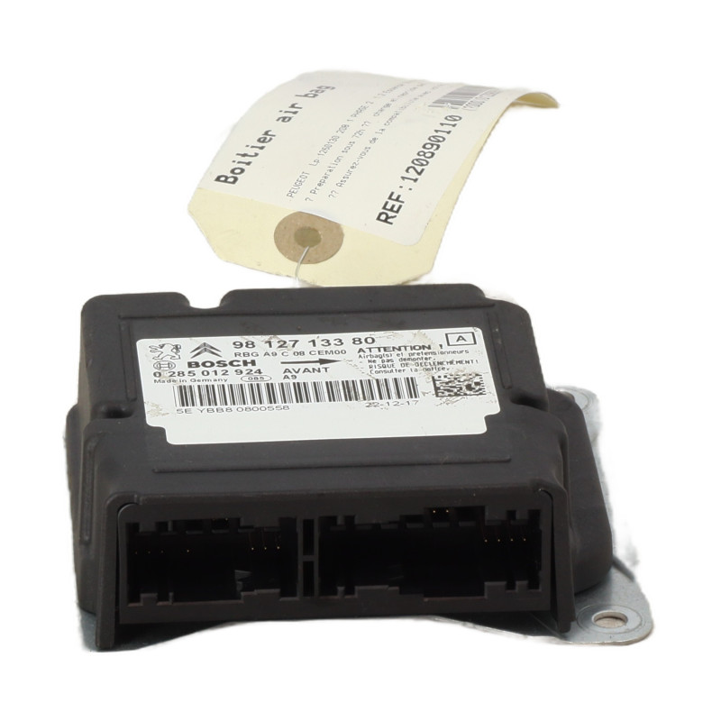 Boitier air bag PEUGEOT 208 1