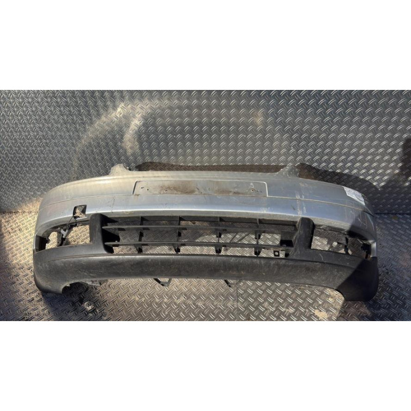 Pare choc avant VOLKSWAGEN TOURAN 1 Photo n°3